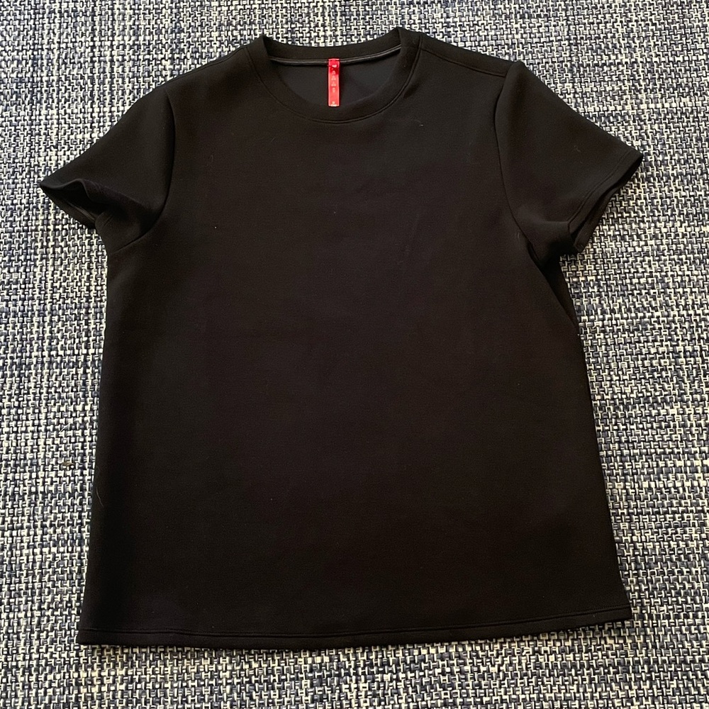 EUC Spanx AirEssentials Cap Sleeve Tee